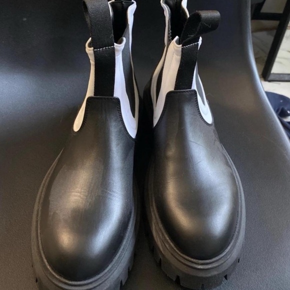 Marni Black and White Ankle Boots - Picture 1 of 2